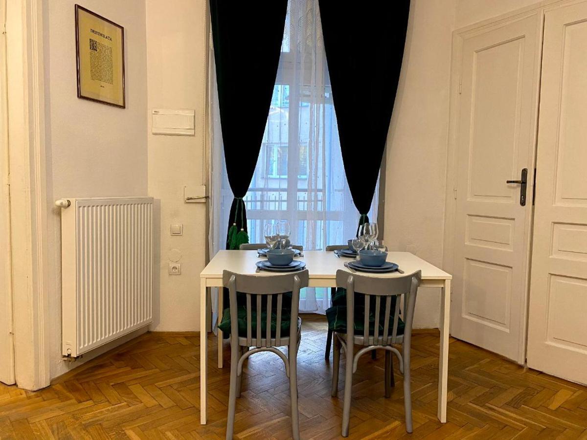 Green House Apartments Krakow Luaran gambar