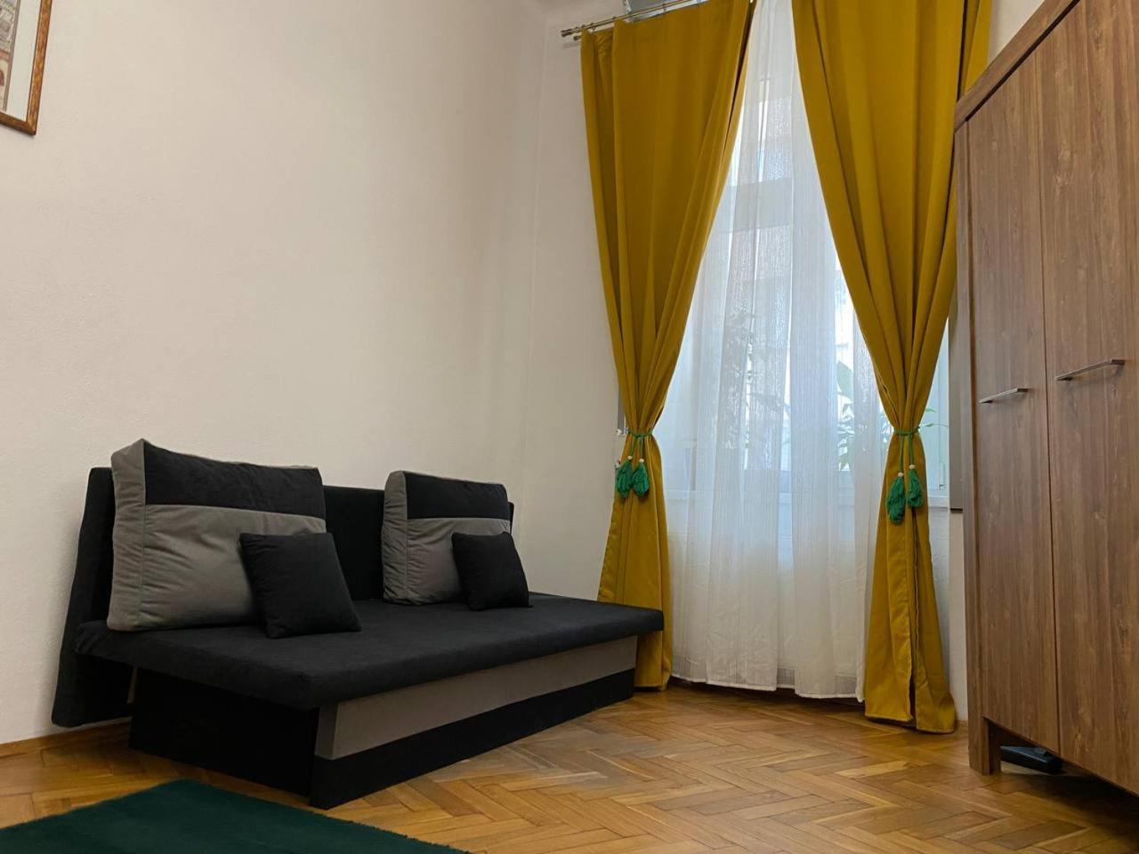 Green House Apartments Krakow Luaran gambar